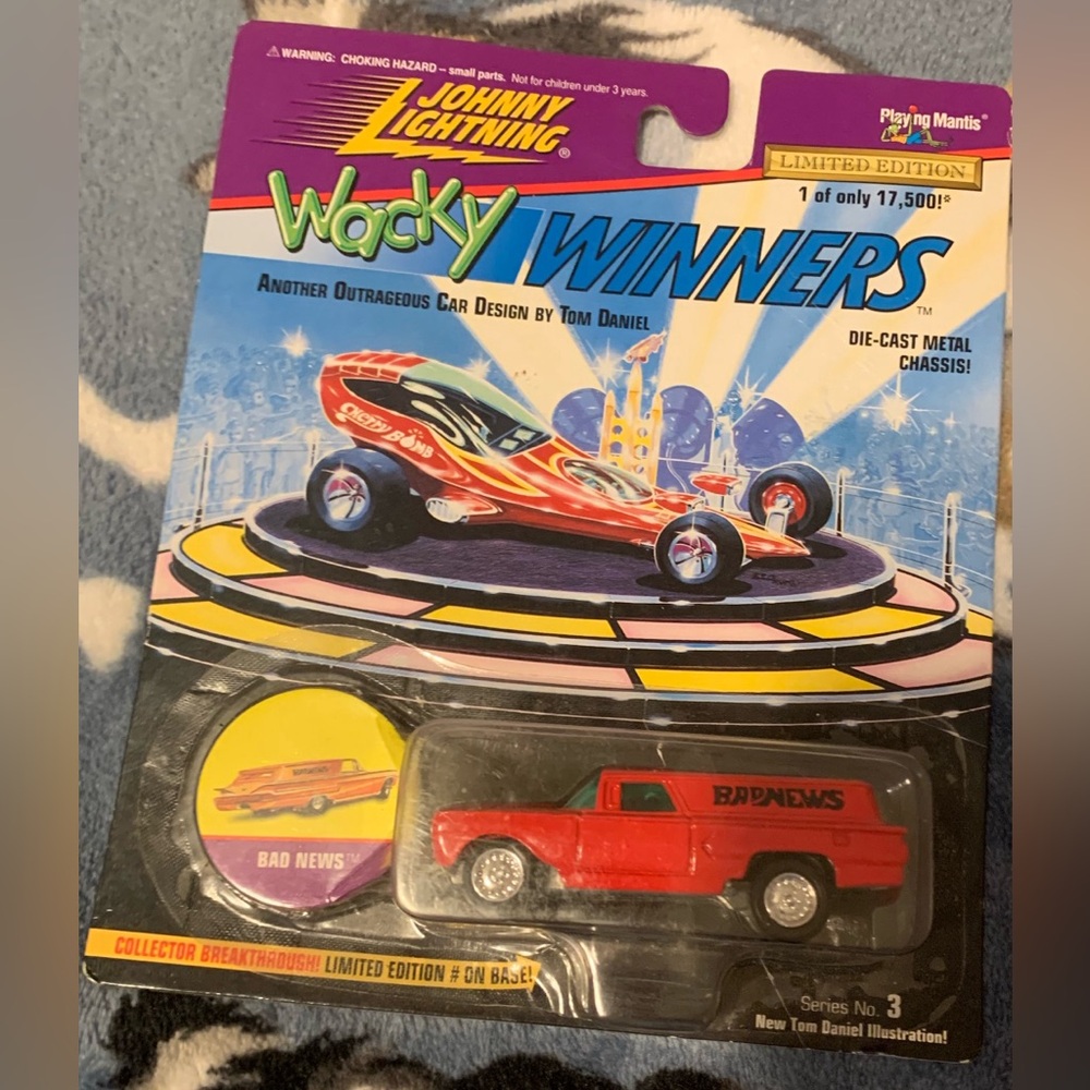 Johnny Lightning wacky winners